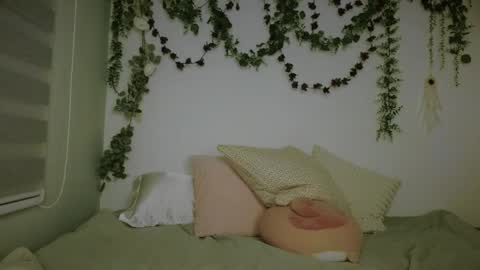 Emily Alexa online show from May 24, 2026, 12:32 pm