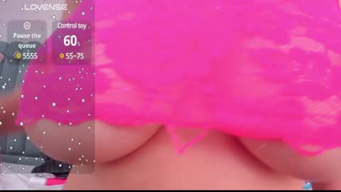 Emilyyy online show from December 28, 2024, 10:03 am