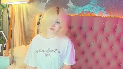 Snapshot of emilyangels chatting on July 19, 2026, 7:01 am Baby Emelli online show from July 19, 2026, 7:01 am