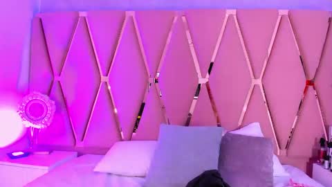 Snapshot of emilyblack_1 chatting on April 26, 2026, 1:25 am Emily online show from April 26, 2026, 1:25 am