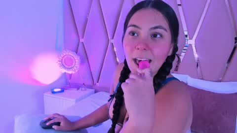 Snapshot of emilyblack_1 chatting on April 28, 2026, 1:48 am Emily online show from April 28, 2026, 1:48 am