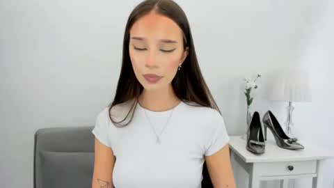 EmilyCharming online show from November 26, 2025, 9:16 pm