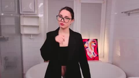 Emily online show from December 4, 2025, 4:27 pm