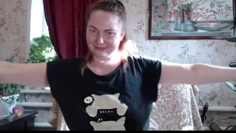 Snapshot of emilydoth chatting on May 3, 2026, 10:54 am EmilyDoth online show from May 3, 2026, 10:54 am