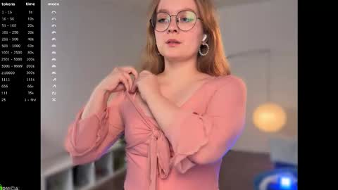 Snapshot of emilyforelsket chatting on February 6, 2026, 1:03 pm Emily online show from February 6, 2026, 1:03 pm