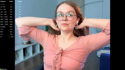Snapshot of emilyforelsket chatting on May 25, 2026, 1:28 pm Emily online show from May 25, 2026, 1:28 pm
