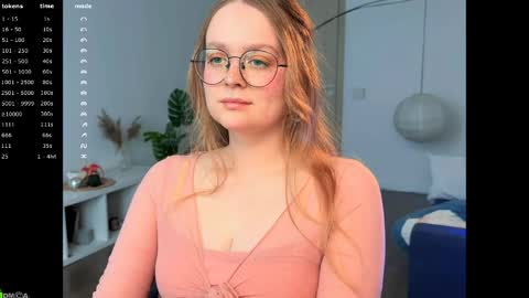 Snapshot of emilyforelsket chatting on June 1, 2026, 2:08 pm Emily online show from June 1, 2026, 2:08 pm