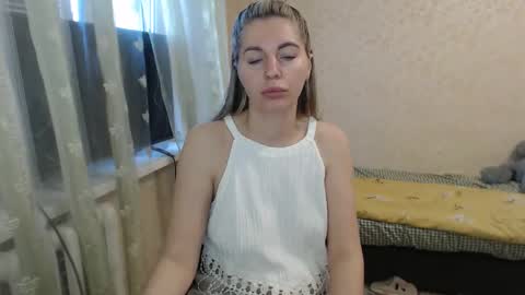 Snapshot of emilyfork chatting on May 15, 2026, 5:47 am emilyfork online show from May 15, 2026, 5:47 am