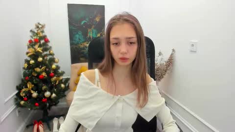 Emily online show from December 16, 2025, 4:28 am