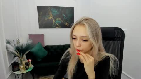 Emily online show from February 19, 2026, 3:35 am