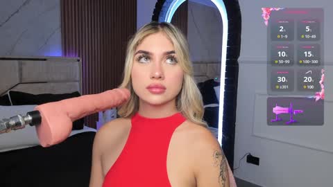 Emily Hendrix online show from December 10, 2024, 9:43 pm