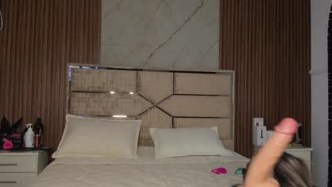 Emily Hendrix online show from January 29, 2025, 11:46 pm