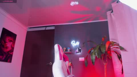 Emily Jhonson online show from January 14, 2025, 2:40 am