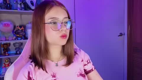 VALEEEN online show from November 14, 2025, 5:00 pm