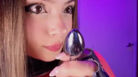 VALEEEN online show from March 27, 2026, 3:23 pm