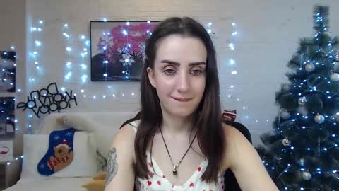 Emyli online show from December 14, 2024, 5:40 am