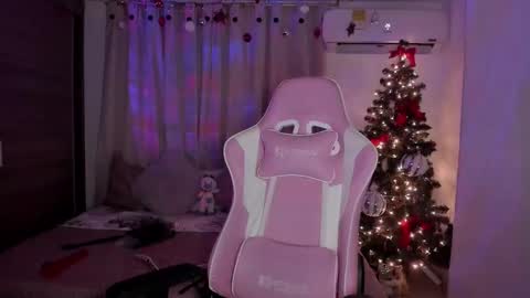 EMILY online show from January 8, 2025, 9:00 am