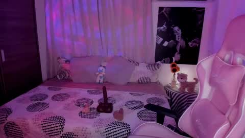 EMILY online show from January 29, 2025, 4:58 am