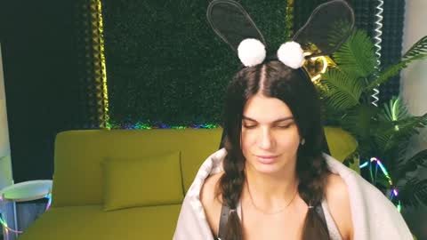 Emily online show from February 4, 2025, 4:37 am