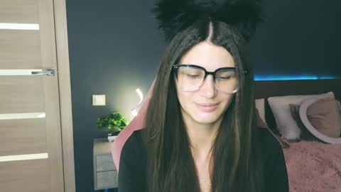 Emily online show from February 8, 2025, 4:14 am