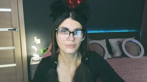 Emily online show from February 12, 2025, 2:14 am