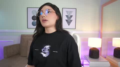 Snapshot of emilyturnerx chatting on October 28, 2025, 7:16 pm Emily Turner online show from October 28, 2025, 7:16 pm