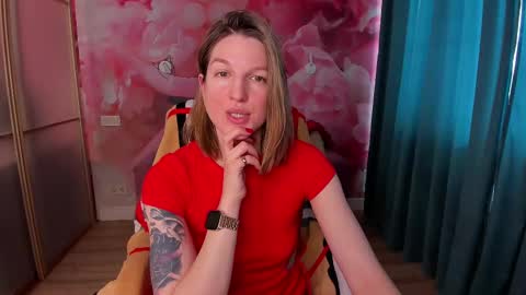 Snapshot of emilywalkers chatting on February 28, 2025, 8:09 am EmilyWalkers online show from February 28, 2025, 8:09 am