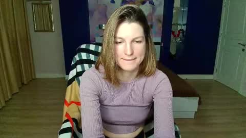 Snapshot of emilywalkers chatting on March 7, 2025, 7:05 pm EmilyWalkers online show from March 7, 2025, 7:05 pm