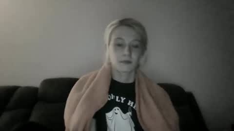 Snapshot of emilywarren296 chatting on October 22, 2025, 11:21 am emilywarren296 online show from October 22, 2025, 11:21 am