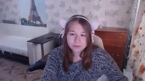 Snapshot of emilyway chatting on February 3, 2025, 6:24 am emilyway online show from February 3, 2025, 6:24 am