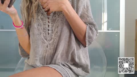 Emily ----  online show from January 30, 2025, 8:43 am