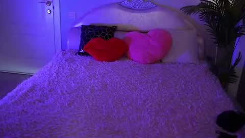 Snapshot of emilyyboo chatting on July 29, 2026, 3:32 pm Emily online show from July 29, 2026, 3:32 pm
