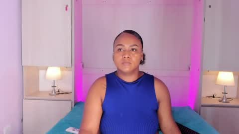 Snapshot of emilyystuart chatting on June 2, 2026, 3:30 am Emily online show from June 2, 2026, 3:30 am
