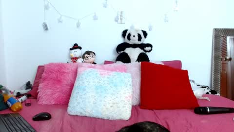 emilyzans07 online show from February 2, 2025, 2:17 am