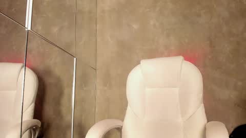 Snapshot of emir_ozan chatting on February 17, 2026, 7:53 pm emir_ozan online show from February 17, 2026, 7:53 pm