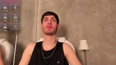 Snapshot of emir_ozan chatting on February 22, 2026, 5:22 pm emir_ozan online show from February 22, 2026, 5:22 pm