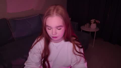 Emmi online show from September 10, 2025, 5:24 pm