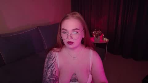 Emmi online show from September 19, 2025, 5:24 pm
