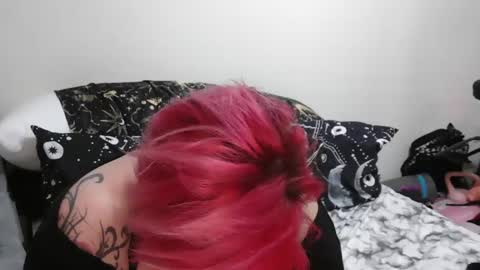 emma lotacurves online show from January 1, 2025, 1:37 am