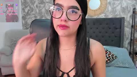 emma  online show from October 11, 2025, 1:09 pm