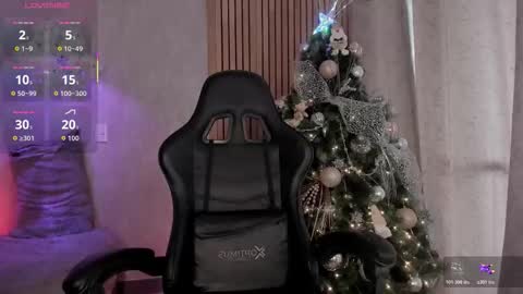   online show from December 3, 2025, 8:07 pm