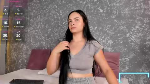 Snapshot of emma__summers chatting on May 21, 2026, 7:54 pm Emma online show from May 21, 2026, 7:54 pm