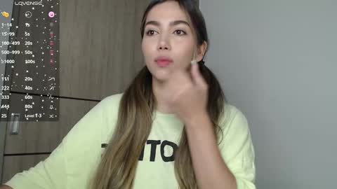 Snapshot of emma_aaa chatting on March 5, 2025, 9:16 am Rocio online show from March 5, 2025, 9:16 am