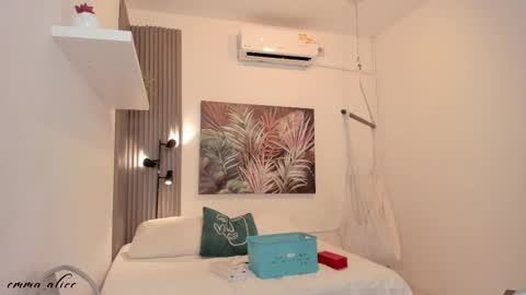 Alice online show from September 10, 2025, 12:05 pm