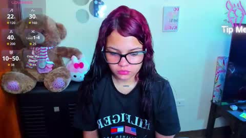 Snapshot of emma_boo_ chatting on February 28, 2026, 3:02 pm emma_boo_ online show from February 28, 2026, 3:02 pm