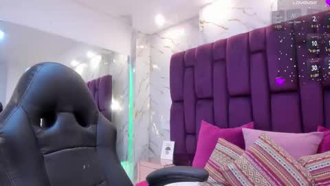 pau online show from September 28, 2025, 2:44 pm