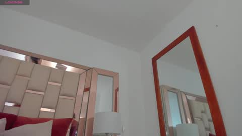 Emma Castillo online show from December 27, 2024, 10:48 pm