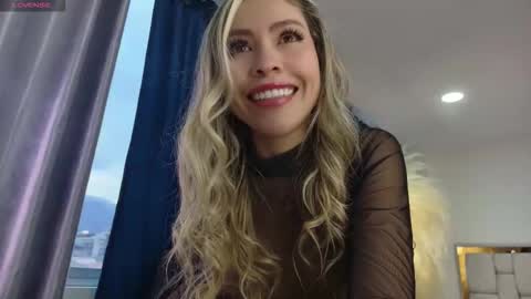 Snapshot of emma_coronel chatting on October 10, 2025, 9:36 pm emma coronel online show from October 10, 2025, 9:36 pm