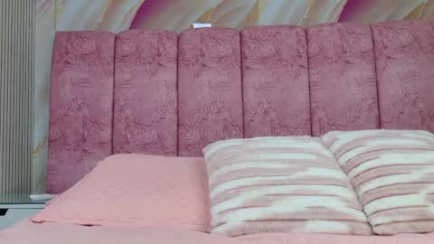 Snapshot of emma_curvy1 chatting on April 18, 2026, 3:10 am Emma online show from April 18, 2026, 3:10 am