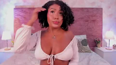 Snapshot of emma_dancer chatting on June 18, 2026, 12:09 pm emma online show from June 18, 2026, 12:09 pm